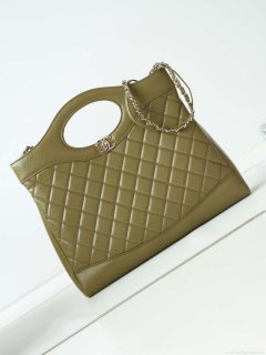 Chanel AS1010 31 Larage Shopping Bag Shiny Lambskin Green