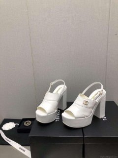 Chanel G45016 Patent Crumpled Lambskin Sandals C88324