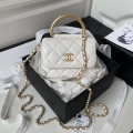 Chanel AP3485 Clutch With Chain Shiny Lambskin & Gold-Tone Metal White