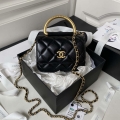 Chanel AP3485 Clutch With Chain Shiny Lambskin & Gold-Tone Metal Black