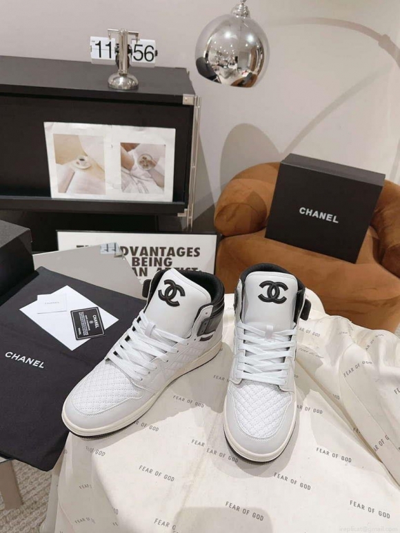 Chanel Women’s Sneaker G45080 Trainers Calfskin C90124