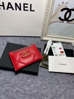 Chanel AP0960 19 CLASSIC CARD HOLDER Lambskin Red