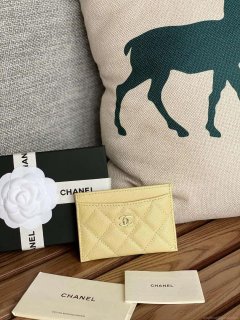 Chanel AP0213 Card Holder Calfskin Yellow