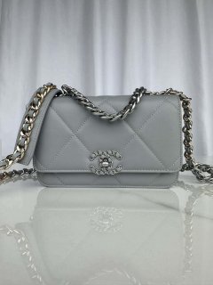 Chanel AP3267 19 Wallet on Chain Woc Shiny Lambskin Gray