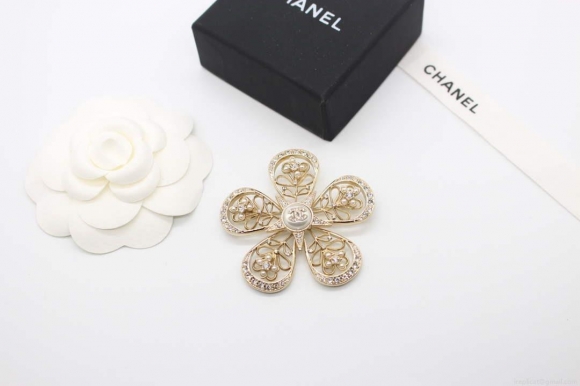 Chanel Brooch Fashion Jewelry CC31855