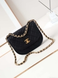 Chanel Messenger Bag Calfskin & Gold-Tone Metal AS4845 Black Lambskin