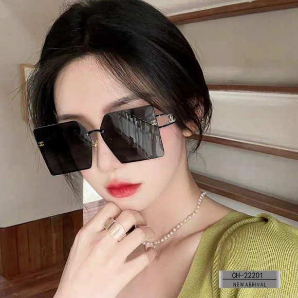 Chanel Classic Sunglasses C83184