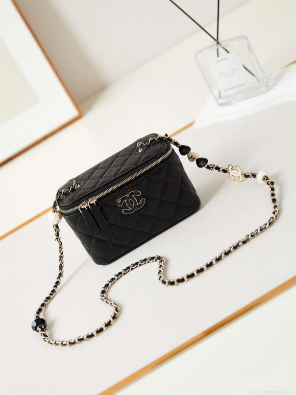 Chanel AP3784 Clutch With Chain Lambskin Vanity Box bag with Enamel buckle AP3231 Black