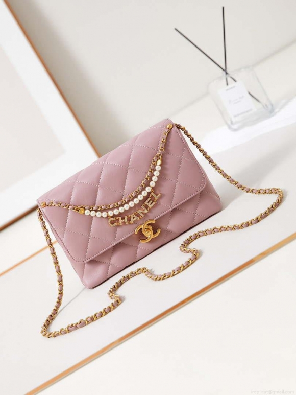 Chanel AS5011 Flap bag Shiny Lambskin Imitation Pearls & Gold-Tone Metal Pink