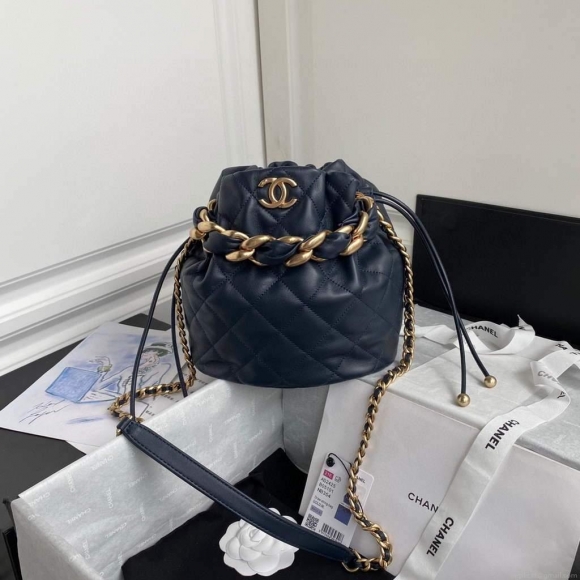 Chanel AS2425 Shiny Lambskin Large Drawstring Bucket Bag Navy Blue