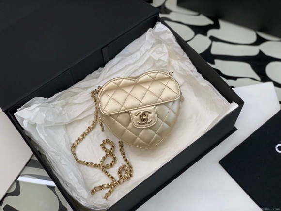 Chanel AS2927 Heart Clutch with chain Lambskin AP2784 Gold