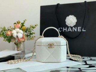 Chanel A99077 Vanity With Chain Lambskin Gold Tone White