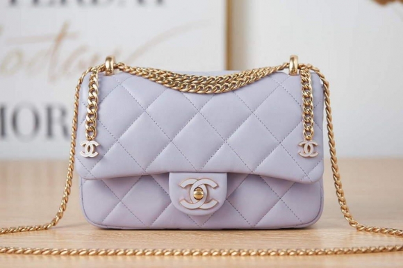 Chanel AS3114 Flap Bag Lambskin Light Purple