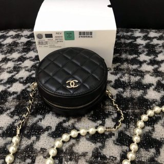 Chanel A68055 Chanel clutch with chain Round Bag Lambskin Black