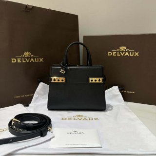 Delvaux AA0616 Tempête Crush in Jumping Calf Black