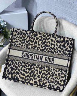 Dior M1286 Large Book Tote Beige Mizza Multicolor Embroidery