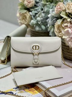 Dior S5703 Bobby EAST-WEST Pouch With Chain White Smooth Calfskin