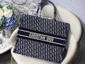 Dior Book Tote M1286 Blue Dior Oblique Velvet