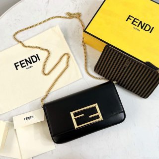 Fendi 8521 Baguette Chain Midi Shoulder Bag Black