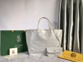 Goyard GMLCG09TY09P Anjou GM Bag White