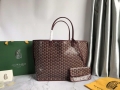 Goyard GMLCG09TY09P Anjou GM Bag Wine Red