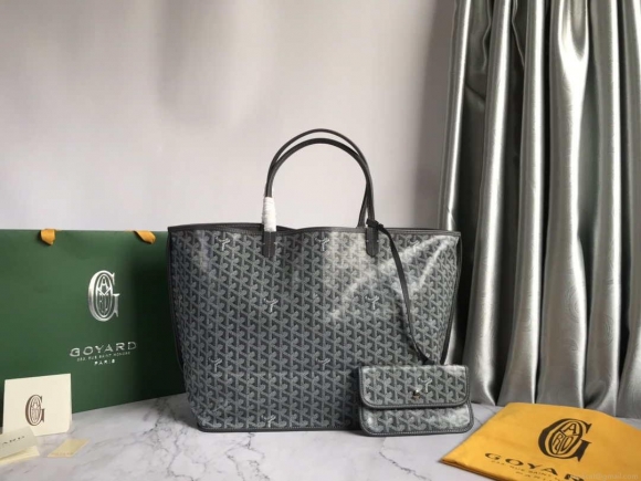 Goyard GMLCG09TY09P Anjou GM Bag Gray