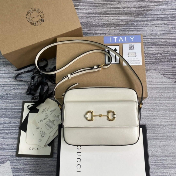 Gucci 645454 Gucci Horsebit 1955 Small Shoulder Bag Beige