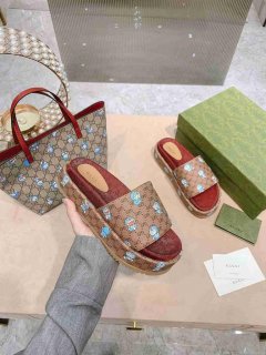 Gucci Sandals GG Multicolour Platform Sandal 81155