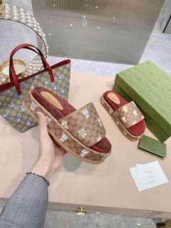 Gucci Sandals GG Multicolour Platform Sandal 81159