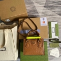 Gucci Diana Mini Tote Bag Ostrich LeatherTop Handle Bag Gucci ‎655661 Tan