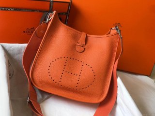 Hermes H083435 Evelyne III 29 Shoulder Bag Silver Hardware Orange