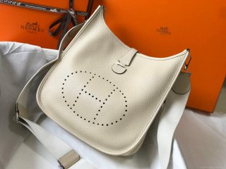 Hermes H083435 Evelyne III 29 Shoulder Bag Silver Hardware Beige