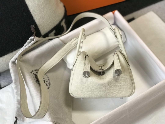 Hermes H079086 Lindy Mini Bag 19cm H231916