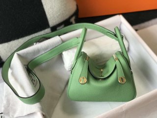 Hermes H079086 Lindy Mini Bag 19cm H231925