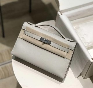 Hermes Kelly Pouchette Swift Leather clutch bag Silver H230259