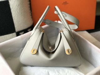 Hermes H073428 Lindy Bag 26 30 H231943