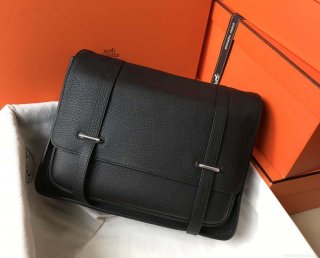 Hermes H074774CK37 Steve light messenger bag 34cm Black