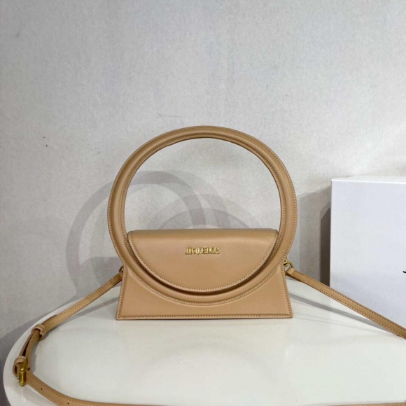 Jacquemus 213BA003 Le sac Rond Circle purse Apricot