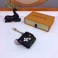 Louis Vuitton Keychains Fashion Key holder L62614