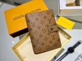 Louis Vuitton R20105 Medium Ring Agenda Cover Tan