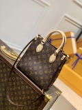 LV M45847 Louis Vuitton Sac plat BB Monogram