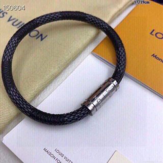 Louis Vuitton Bangle Bracelet Designer LV Jewelry L62801