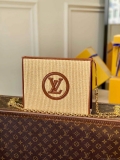 LV M81366 Louis Vuitton Toiletry Pouch On Chain Brown