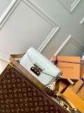 LV M20395 Louis Vuitton Swing Handbag White