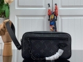 LV M68321 Louis Vuitton Pochette Volga Bag Black