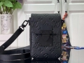 LV M81524 Louis Vuitton S-Lock Vertical Wearable Wallet Black