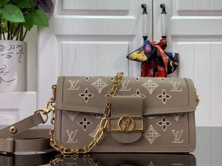 LV M20739 Louis Vuitton Dauphine East West Handbag Apricot