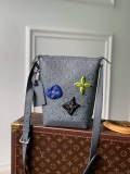 LV M20875 Louis Vuitton Hobo Cruiser PM Bag Gray