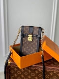 LV M63913 Louis Vuitton Vertical Trunk Pochette Bag Black