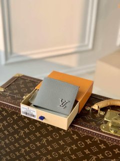 Louis Vuitton M81026 Multiple Wallet LV aerogram Gray